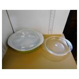 PYREX CASSEROLE WITH LID AND EXTRA LID