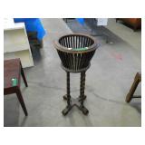 PLANT STAND   15' DIAM   X 31'H