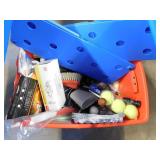 TOTE - FLAG, LIGHT UP FLYING DISC, HANDLE, SNOW