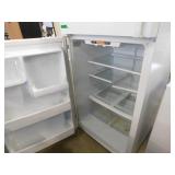GE FRIDGE   30 X 30 X 66