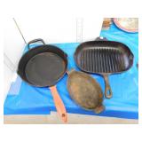 3 CAST PANS