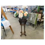 PLANTER WITH BARLEY TWIST LEGS  15' DIAM X 33'H