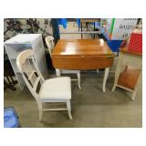 TABLE WITH DROP LEAFS AND 2 CHAIRS