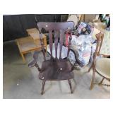 VINTAGE WINDSOR STYLE ARM CHAIR