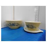2 PYREX BOWLS