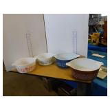 4 PYREX BOWLS