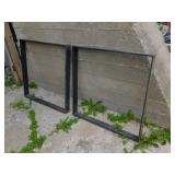 2 METAL FRAMES   32 X 32