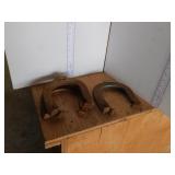 SET OF 5 HORSESHOES