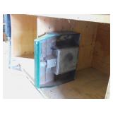 RANGE HOOD