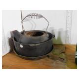 CAST FRYING PAN, KETTLE (NO LID), POT