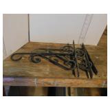 2 WALL BRACKETS