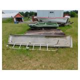 2 RAMPS AND POOL LADDER