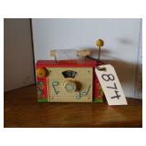 CHILD'S FISHER PRICE MUSIC BOX
