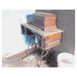 VINTAGE STANDARD  TREDDLE SEWING MACHINE  AS IS