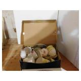 LOT MISCELLANEOUS CUPS & SAUCERS