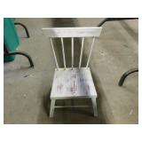 CHILD'S CHAIR