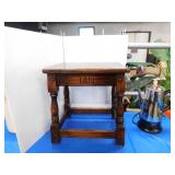 WEDDING STOOL