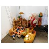 LOT WOODEN NIC NACS