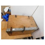 STORAGE BOX WITH 6 SHELVES