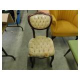 VANITY CHAIR ( NEEDS REPAIRS)