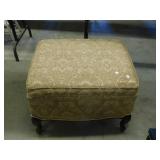 FOOTSTOOL  19.5 X 25 X 19.5