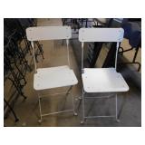 2 FOLDING CHAIRS