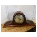 MANTLE CLOCK - HAMMOND