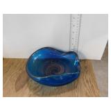 ART GLASS DISH