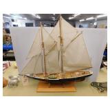REPLICA - VINTAGE SHIP MODEL