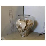 GLASS BOWL WITH SHELLS