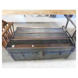 TRUNK  30 X 17 X 12