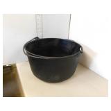 CAST POT