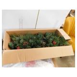 PRELIT CHRISTMS GARLAND WITH CANDLE HOLDER