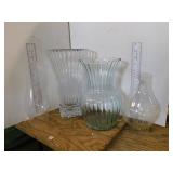 2 VASES, 2 OIL LAMP CHIMNEYS