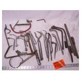 Brake tools lug wrenches distributor sockets