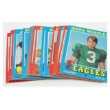 22 Vintage 1971 Topps Football Cards including