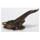 Alligator Pipe Holder