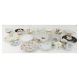 ** Box of Tea Cups & Saucers