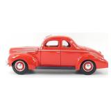 1939 Ford Deluxe Coupe Die Cast Car Toy 1:18
