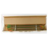 * 8 Arrows in Box - 2 with Broadheads
