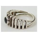 Vintage Sterling Silver Ribbed Black Onyx Ring -