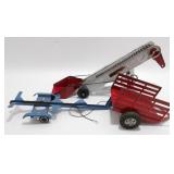 * Vintage Buddy L Sand Loader & Tonka Trailers