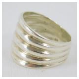 Vintage Sterling Silver Thick Ribbed Ring - Size