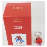 2021 Hallmark Keepsake Spider-Man and Spider-Man