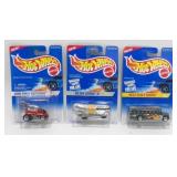 3 Hot Wheels - Weinermobile, Bus, Red Flyer