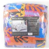 * New Full/Queen Comforter