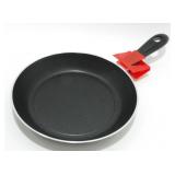 T-Fal Non-Stick 8 inch Skillet - New
