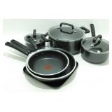 * 9-Piece T-Fal Titanium Cookware Set - Nice,