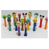 17 Vintage Pez Dispensers