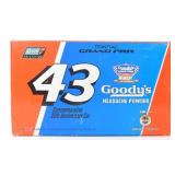 Revell Collection 1:18 Scale Die Cast Replica 